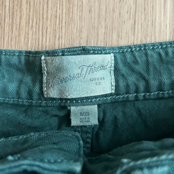 universal thread green shorts - Picture 3 of 6